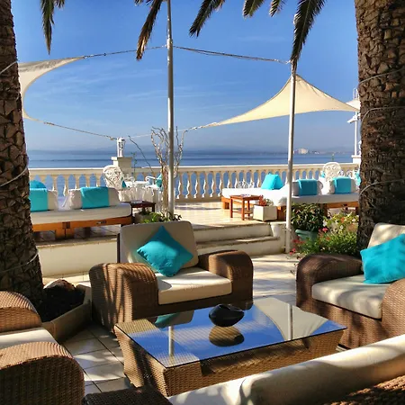 Vistabella Hotell
